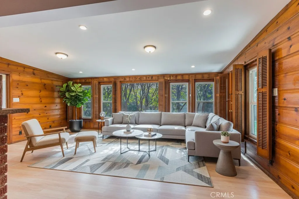 Additional image 77 of 12500 Martha St, Valley Village, CA 91607