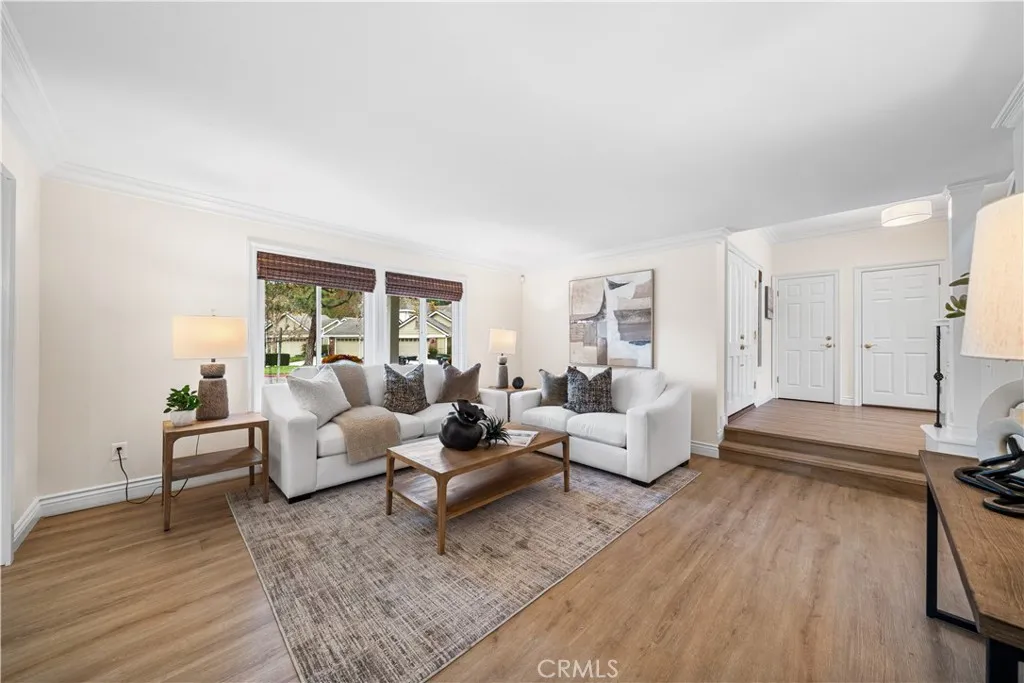 Additional image 4 of 698 S Gentry Ln, Anaheim Hills, CA 92807