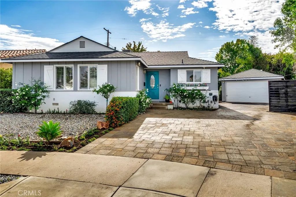 Additional image 48 of 17232 Elkwood St, Lake Balboa, CA 91406