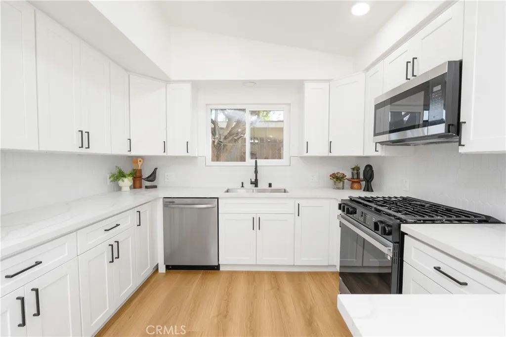 Additional image 12 of 1958 Arthur Ave, Pomona, CA 91768