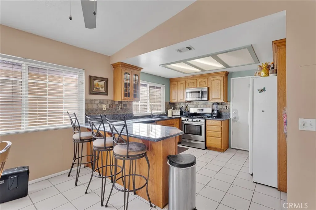 Additional image 40 of 26661 Mainsail Ln, Helendale, CA 92342