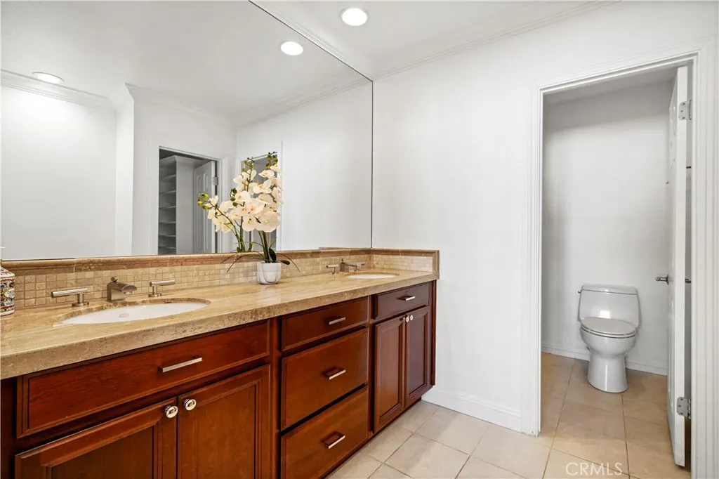 Additional image 21 of 18409 Collins Street Unit D, Tarzana, CA 91356