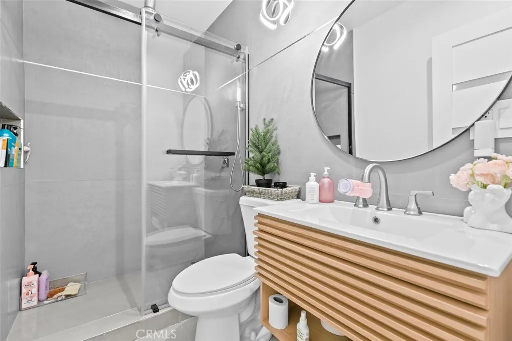 Additional image 31 of 1918 N Maple St, Burbank, CA 91505