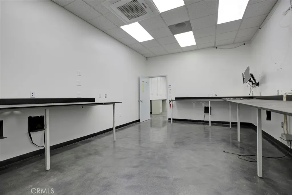 Additional image 79 of 18417 Bryant Street, Northridge, CA 91325