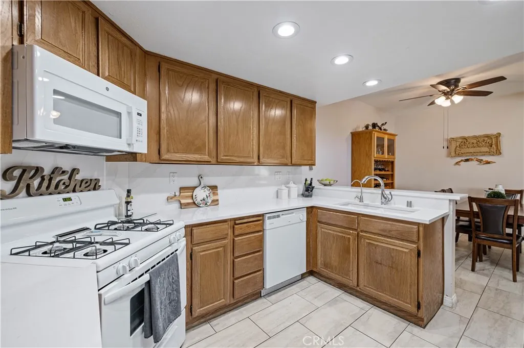 Additional image 86 of 406 Country Club Dr, Simi Valley, CA 93065