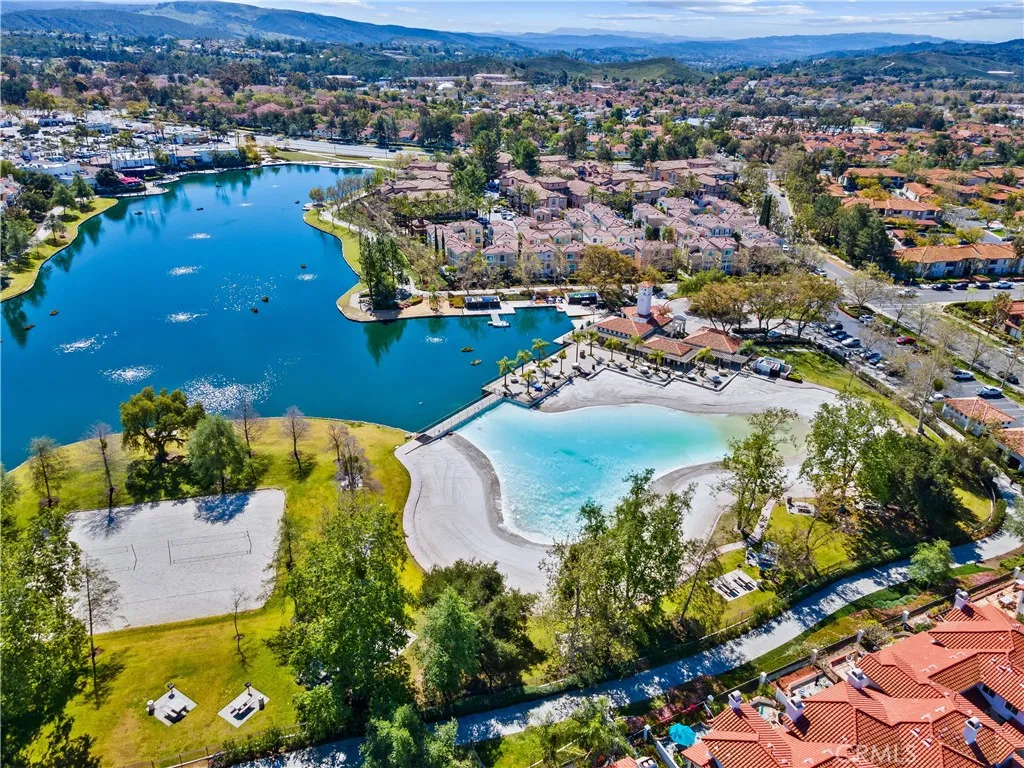 Additional image 100 of 39 Via Ermitas, Rancho Santa Margarita, CA 92688