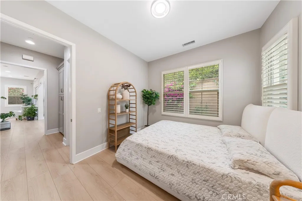 Additional image 17 of 59 Durham, Irvine, CA 92620