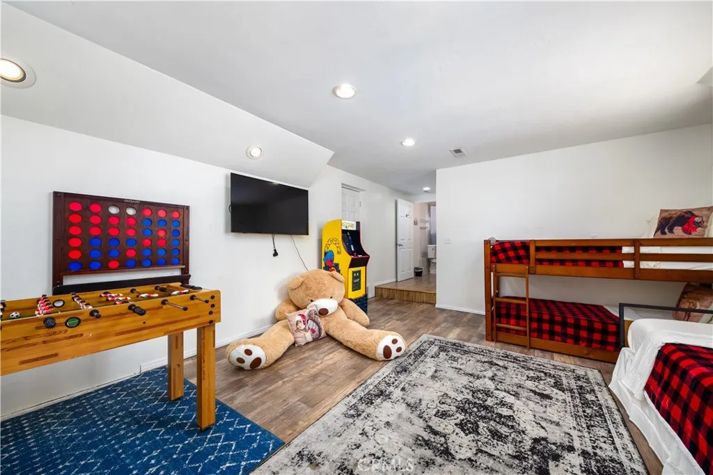 Additional image 47 of 39651 Flicker Road, Fawnskin, CA 92333