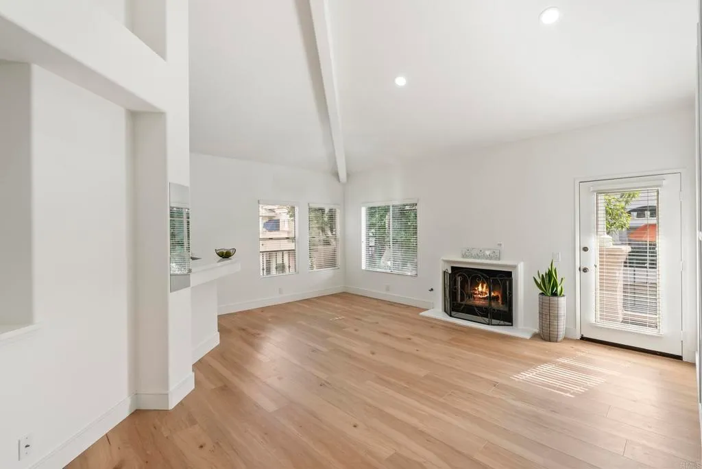 Additional image 35 of 7215 Calabria Ct Unit 74, San Diego, CA 92122