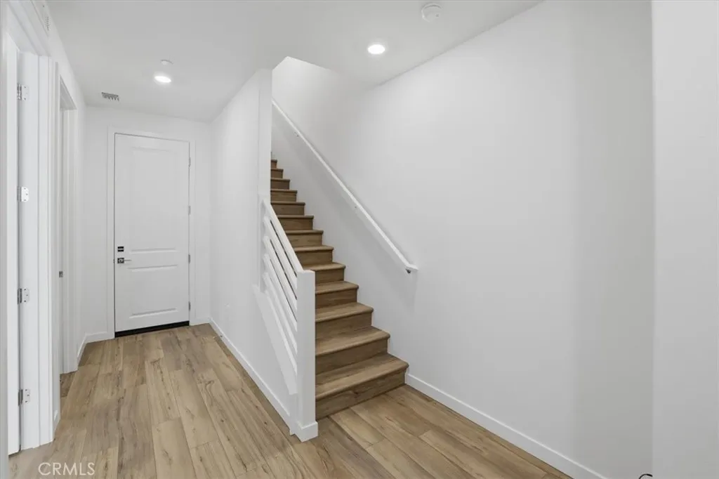 Additional image 4 of 27317 Bear Creek Lane, Valencia, CA 91381