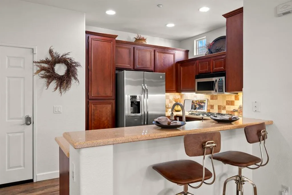 Additional image 23 of 2753 Bellezza Dr, San Diego, CA 92108