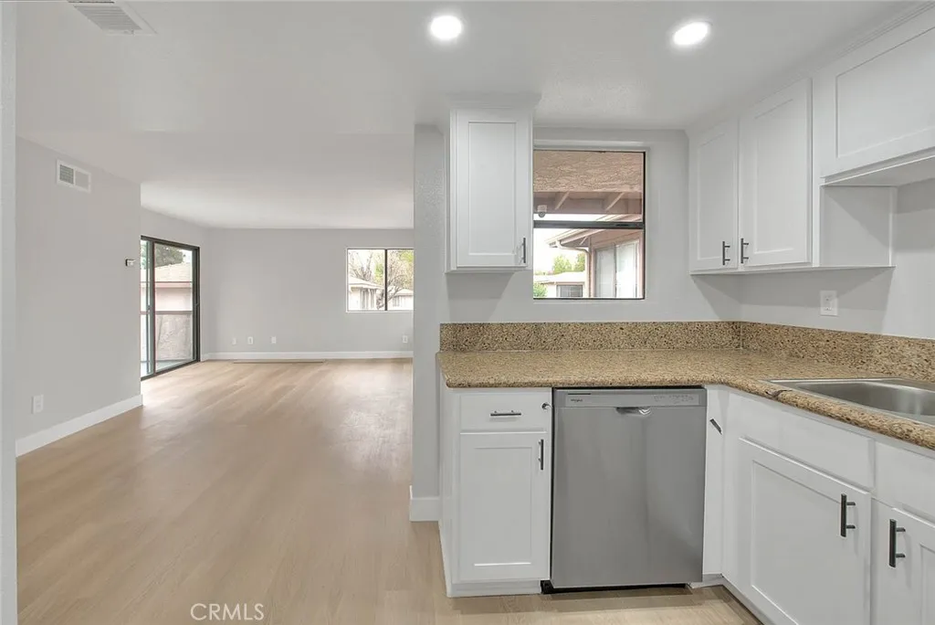 Additional image 17 of 1333 Massachusetts Avenue Unit 201, Riverside, CA 92507