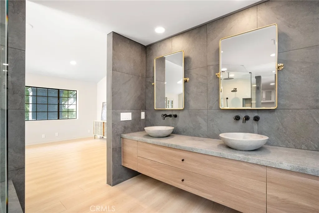 Additional image 44 of 23229 8th Street, Newhall, CA 91321