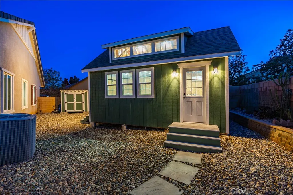 Additional image 5 of 42715 Raywood Dr, Lancaster, CA 93536