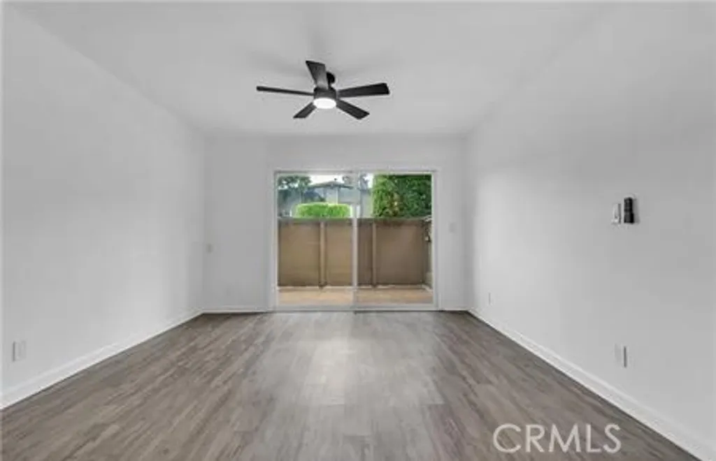 Additional image 3 of 23334 Sesame St Unit E, Torrance, CA 90502