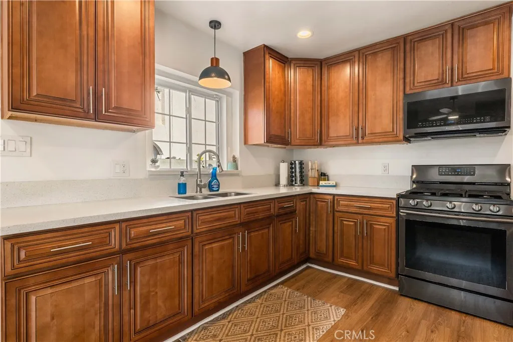 Additional image 12 of 2186 Lime Avenue, Long Beach, CA 90806