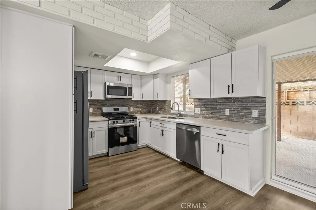 Additional image 36 of 45001 Logue Court, Lancaster, CA 93535