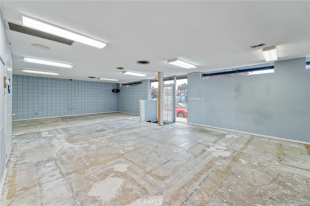 Additional image 76 of 3535 E 7th St, Long Beach, CA 90804