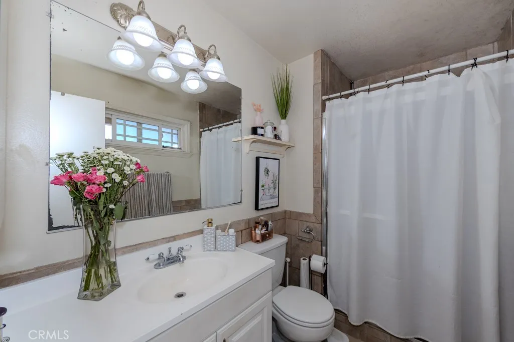 Additional image 52 of 130 N Lohrum Ln, Anaheim Hills, CA 92807