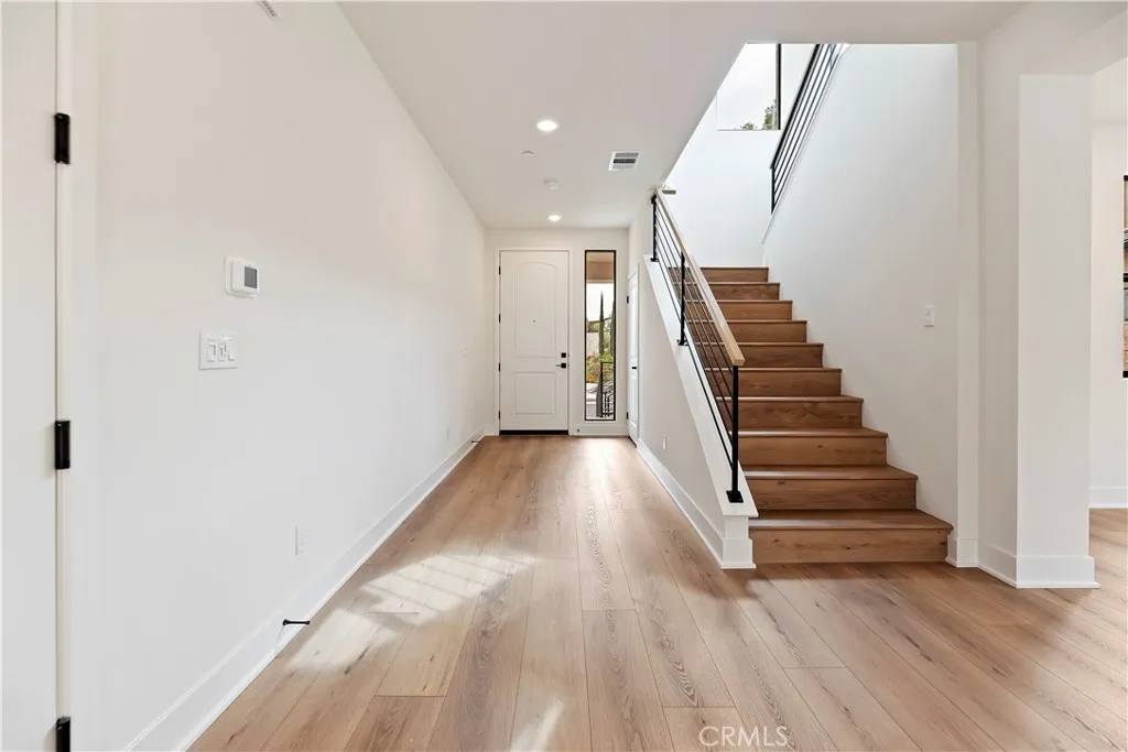 Additional image 9 of 1029 N Staley Lane, Los Angeles, CA 90042