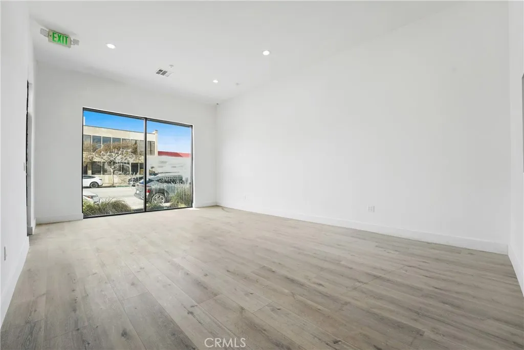 Additional image 40 of 5310 Laurel Canyon, Valley Village, CA 91607