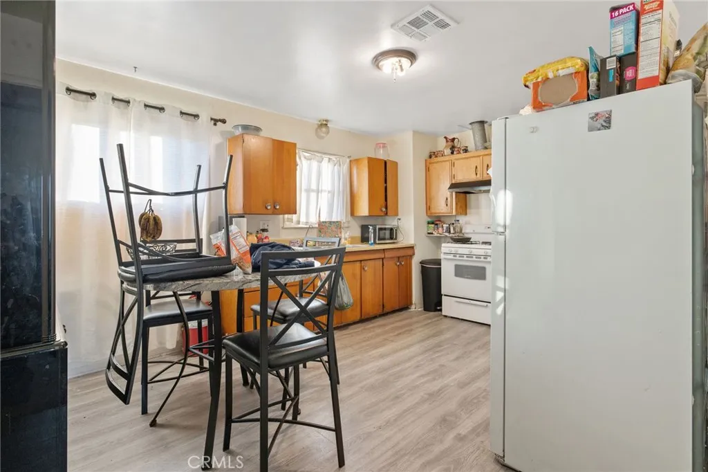 Additional image 9 of 821 Lincoln Street, Hanford, CA 93230