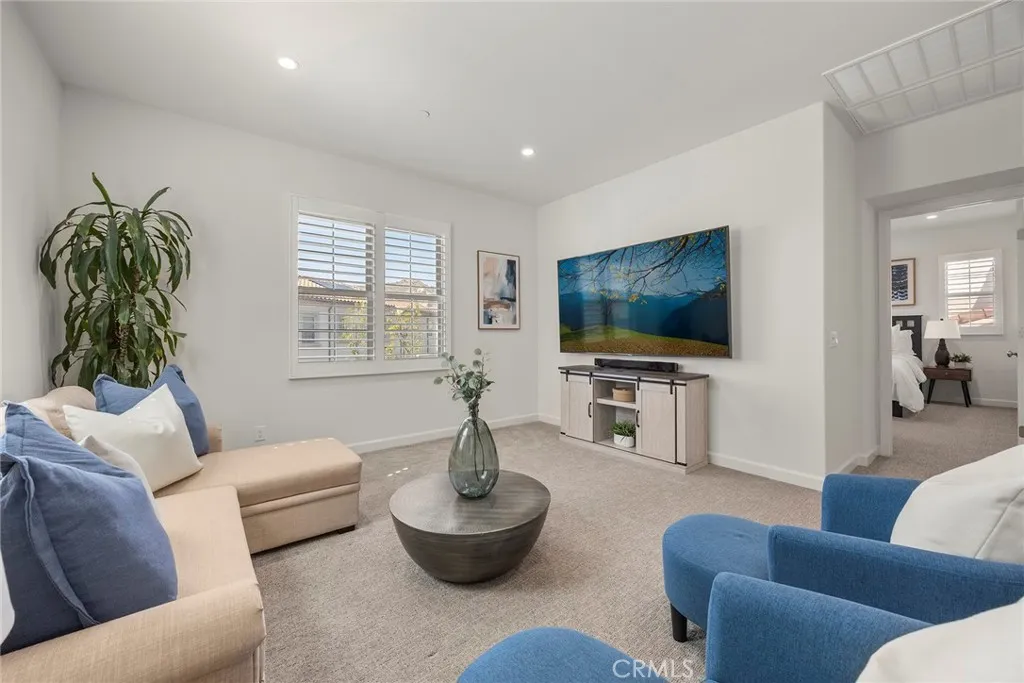 Additional image 70 of 208 Canterbury, Irvine, CA 92618