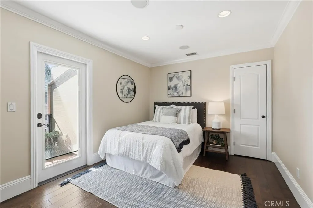 Additional image 79 of 5433 E The Toledo, Long Beach, CA 90803