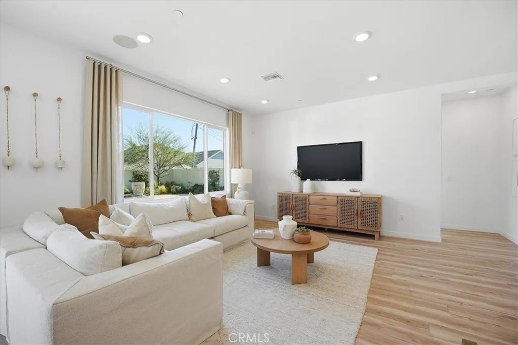 Additional image 6 of 44246 Fleetwood Drive, Lancaster, CA 93535