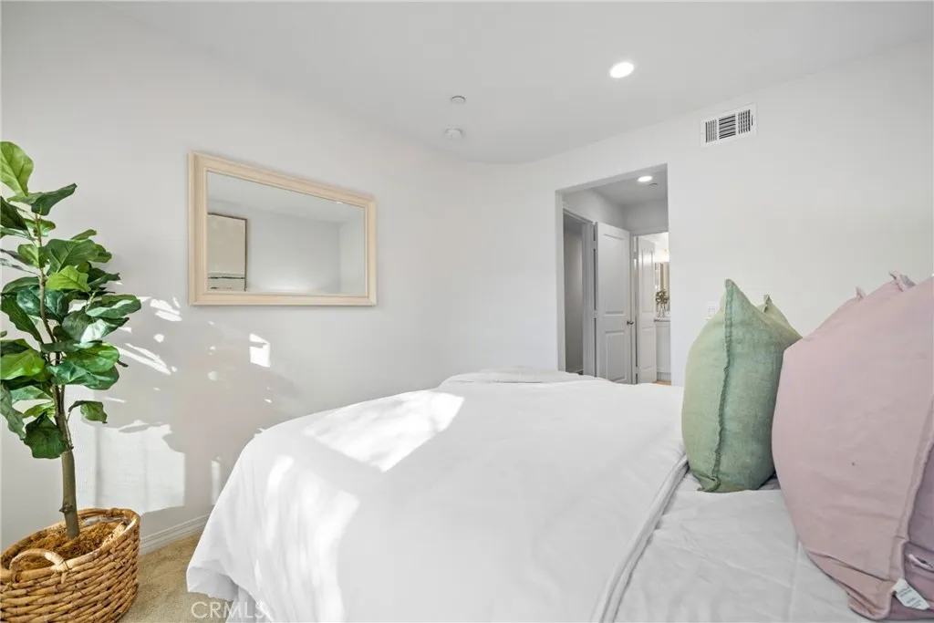 Additional image 7 of 677 S District Way, Anaheim, CA 92805