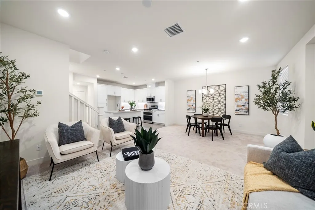 Additional image 2 of 340 Via Amor Place, Fullerton, CA 92832