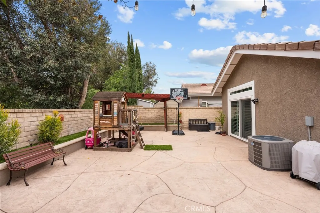 Additional image 61 of 27251 Blakely Place, Valencia, CA 91354