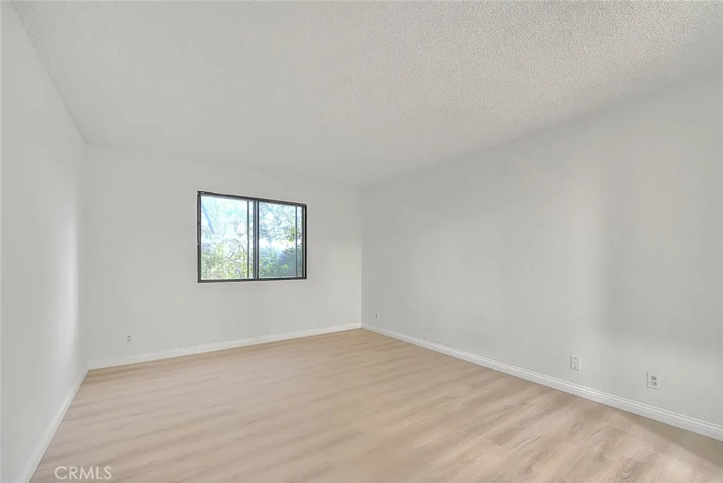 Additional image 19 of 460 Oak Street Unit 201, Glendale, CA 91204