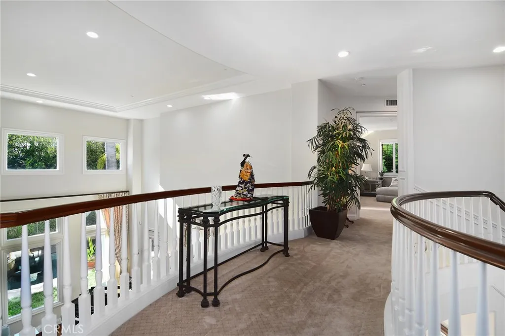 Additional image 90 of 19134 Briarfield Way, Tarzana, CA 91356