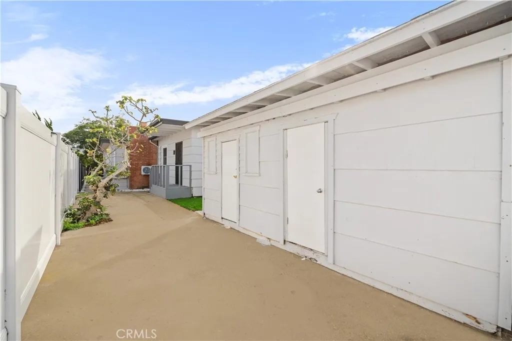 Additional image 74 of 713 Flower Ave, Venice, CA 90291