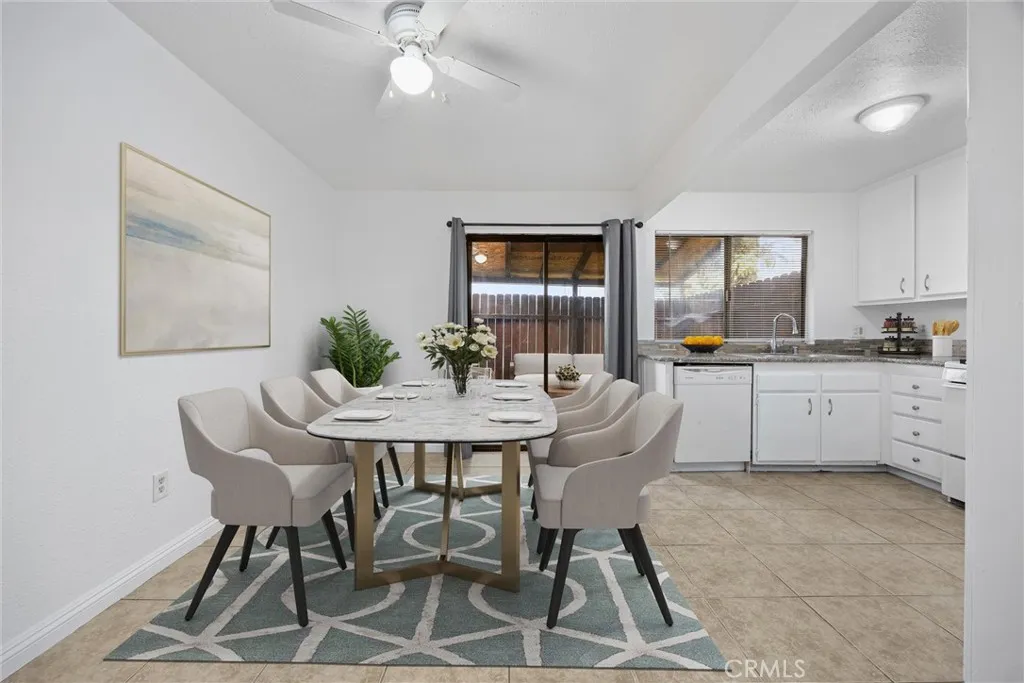 Additional image 7 of 5908 Almendra Court Unit C, Bakersfield, CA 93309