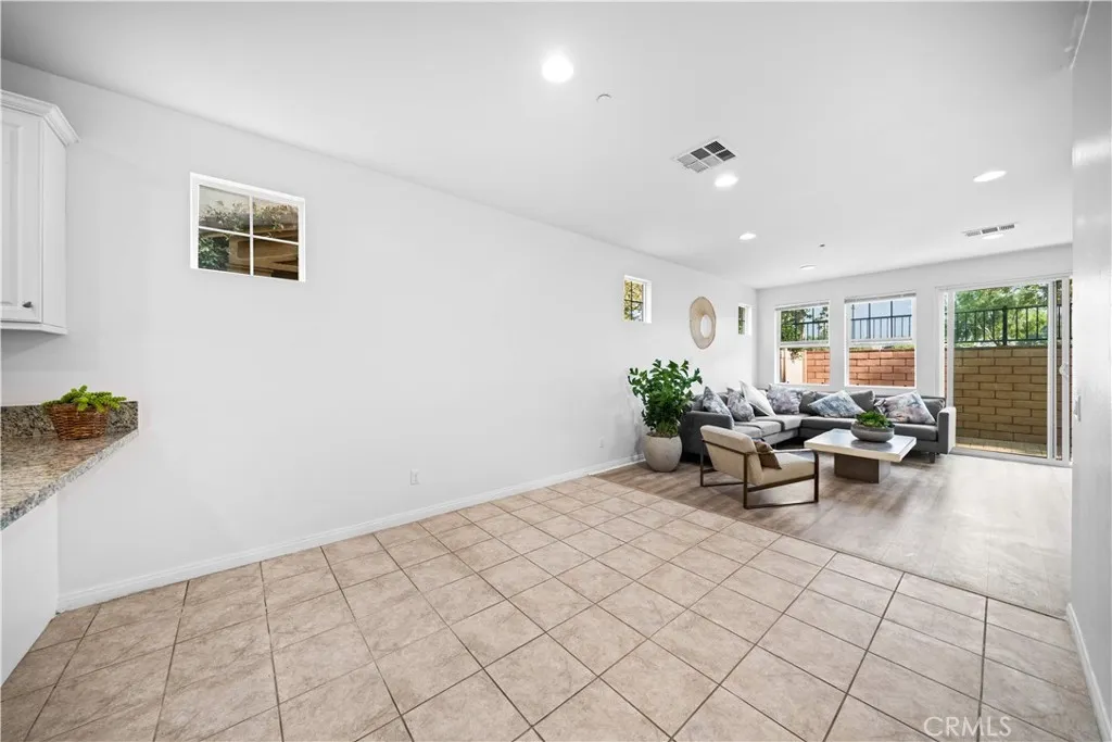 Additional image 56 of 2927 E Via terrano, Ontario, CA 91764