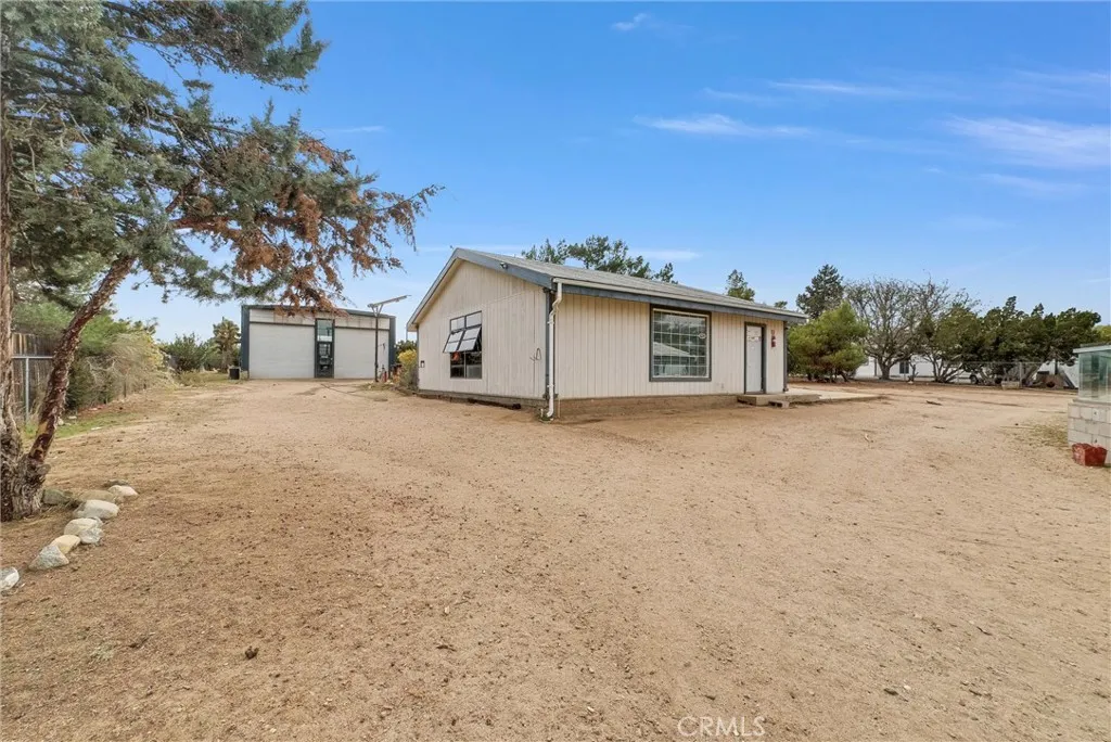 Additional image 32 of 5827 Cambria Rd, Phelan, CA 92371
