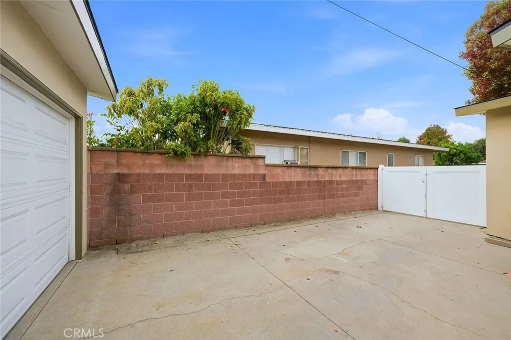 Additional image 78 of 2870 Albury Ave, Long Beach, CA 90815