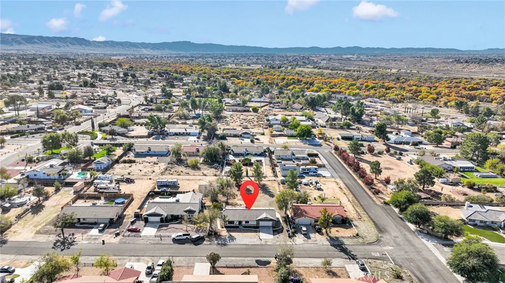 Additional image 88 of 18037 Mondamon Rd, Apple Valley, CA 92307