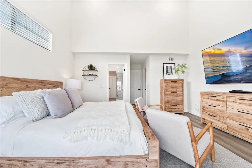 Additional image 24 of 423 18th Street, Huntington Beach, CA 92648