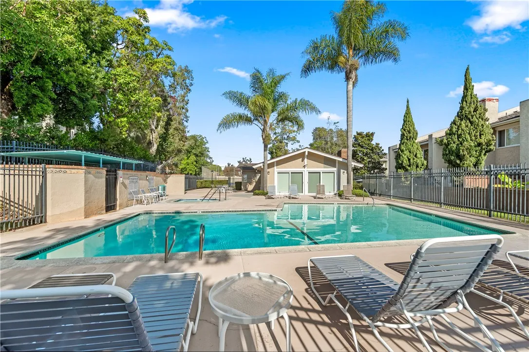 Additional image 127 of 18576 Vallarta Dr, Huntington Beach, CA 92646