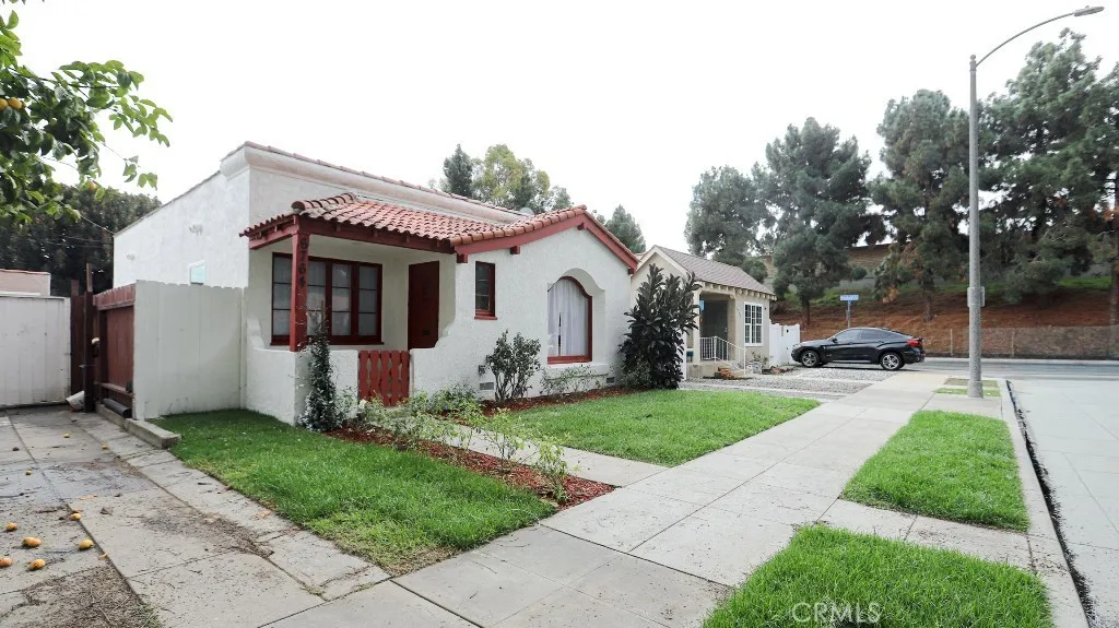 Additional image 102 of 6764 Lemon Ave, Long Beach, CA 90805