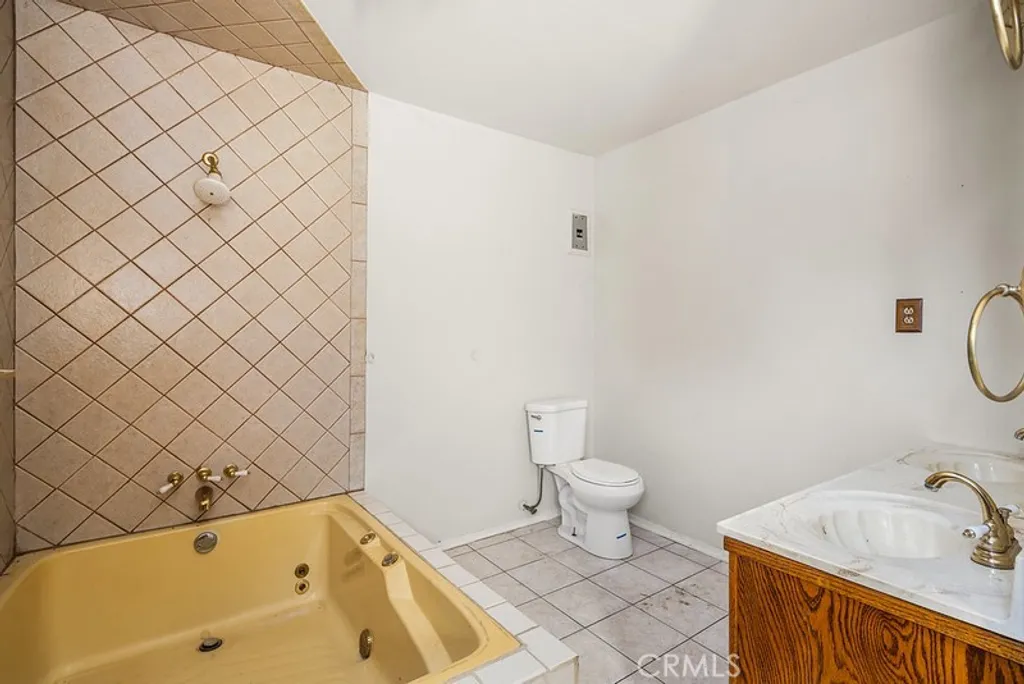 Additional image 30 of 1504 S California Avenue, Compton, CA 90221