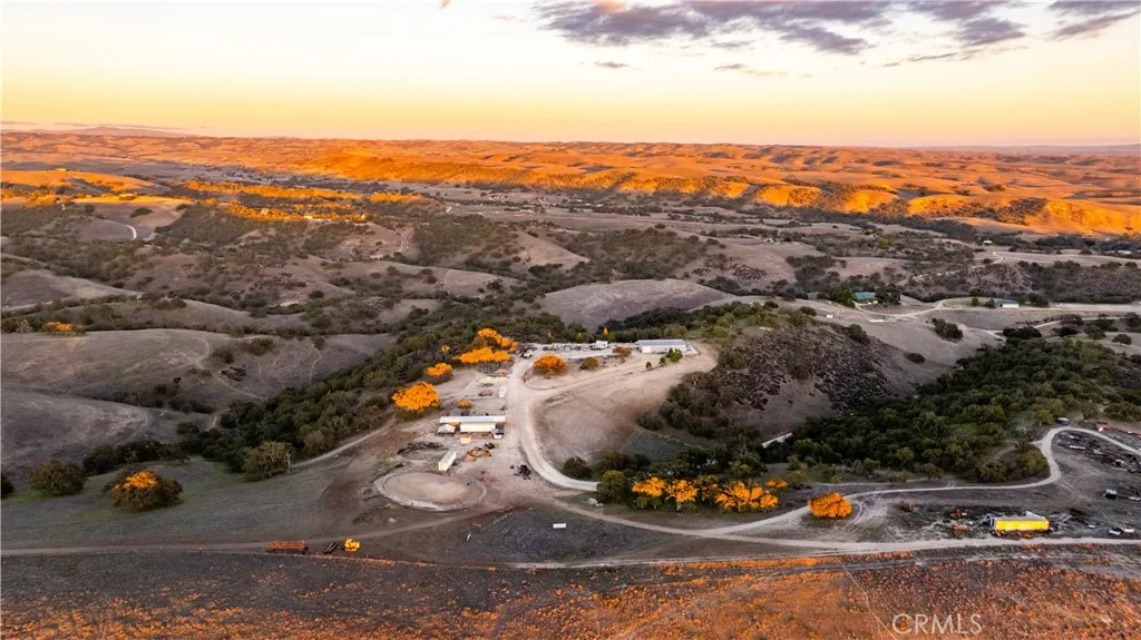 Additional image 64 of 4265 Nickel Creek Road, San Miguel, CA 93451