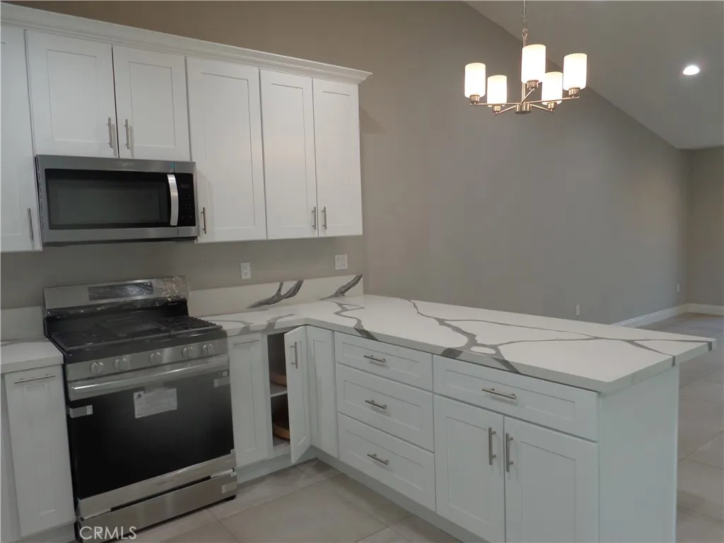 Additional image 10 of 12744 Running Deer Rd, Apple Valley, CA 92308