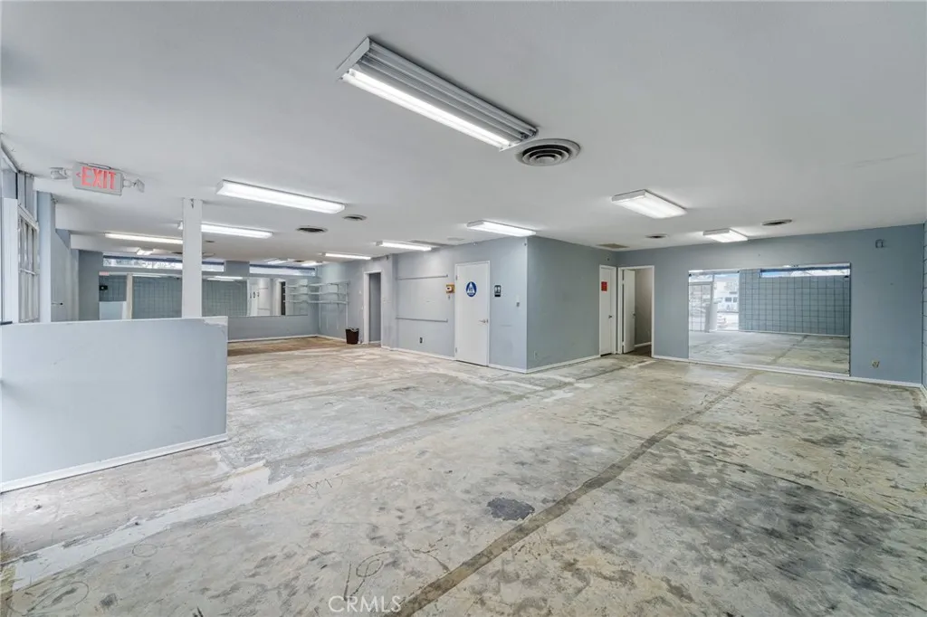 Additional image 71 of 3535 E 7th St, Long Beach, CA 90804