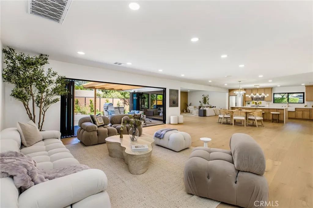 Additional image 37 of 17601 McCormick Street, Encino, CA 91316