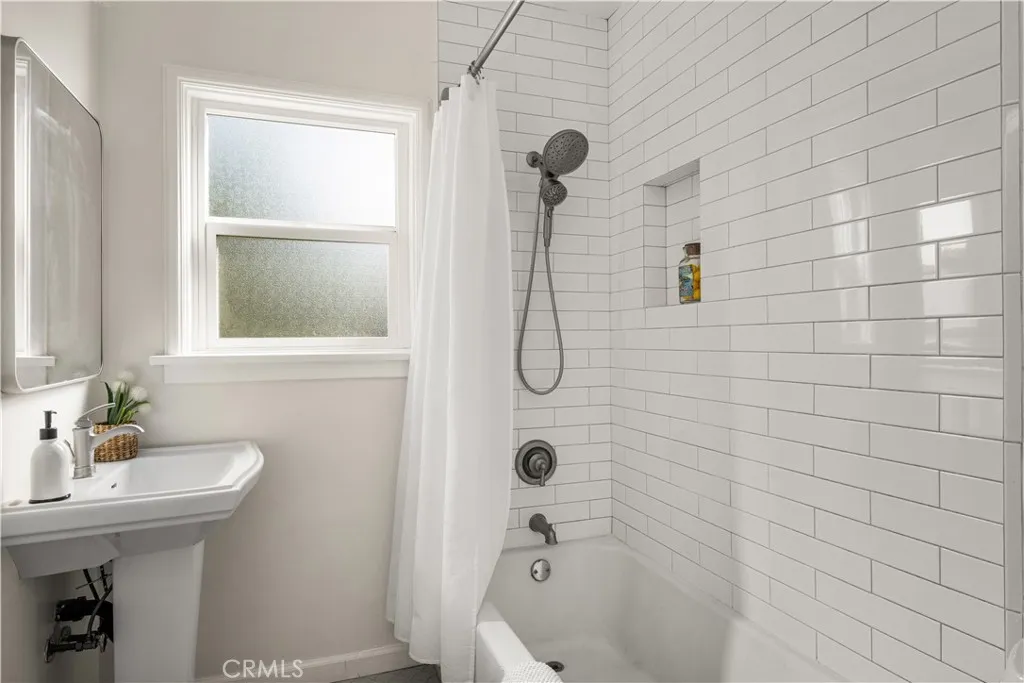 Additional image 15 of 16124 S Hoover Street, Gardena, CA 90247