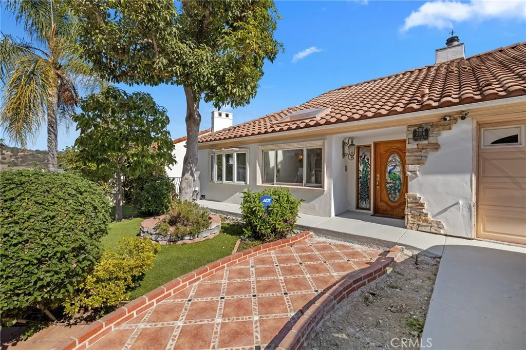 Additional image 91 of 3916 Carnavon, Los Angeles, CA 90027